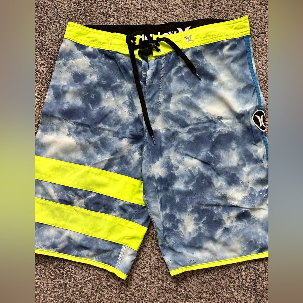 Men’s Hurley Board Shorts size 31